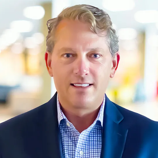 Andrew Maus headshot